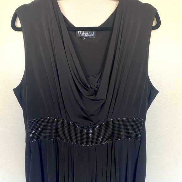 Black Knee Length Sleeveless Stretchy Dress by Hypnotized - Picture 2 of 8